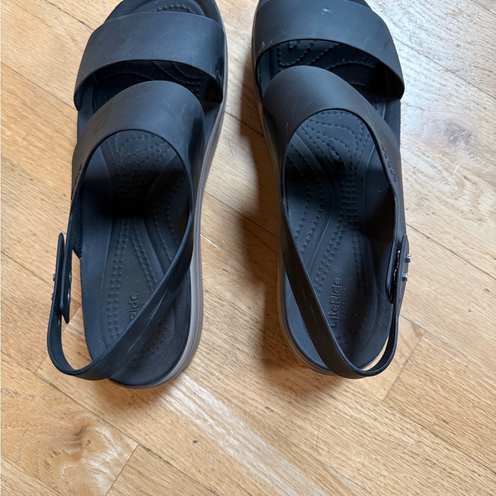 CROCS Black Platform Slide Sandals with Slingback